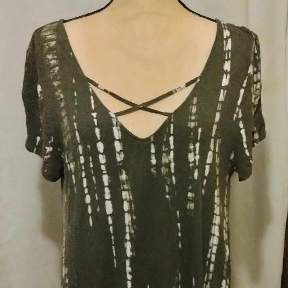 Green and White long tee shirt with x neck line detail
